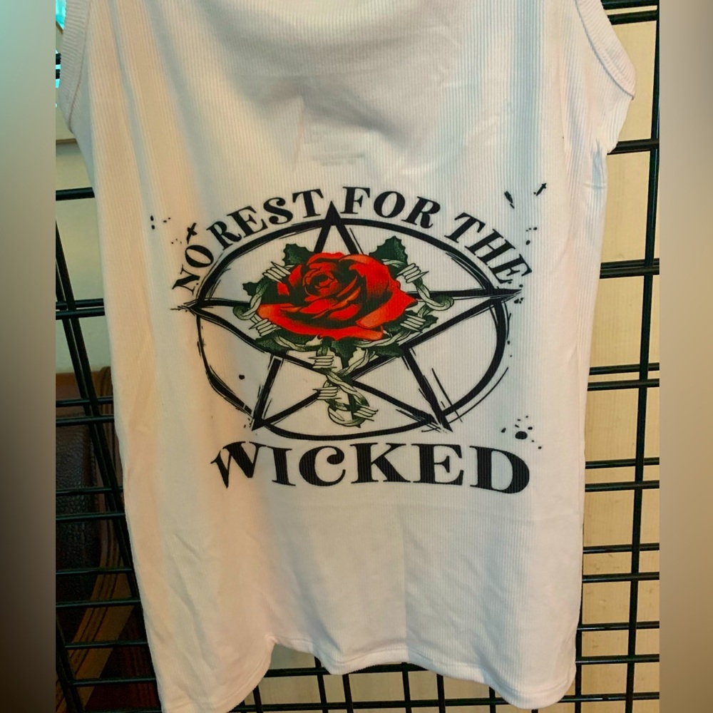 Woman’s tank tops
